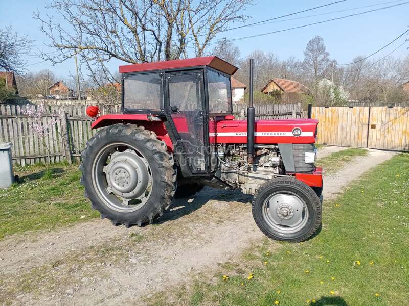 Massey Ferguson 158
