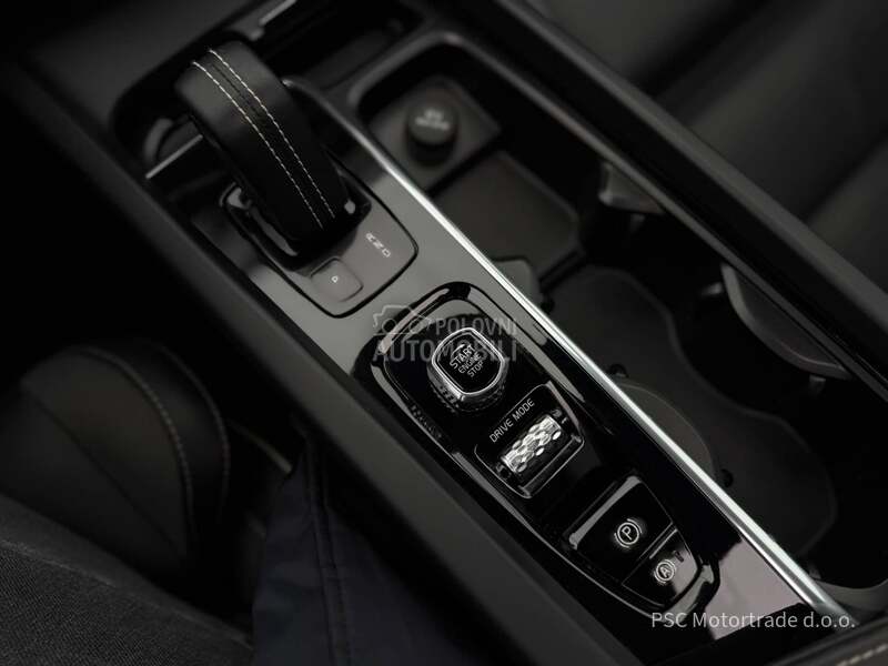 Volvo XC60 R-Design/Pano/ACC