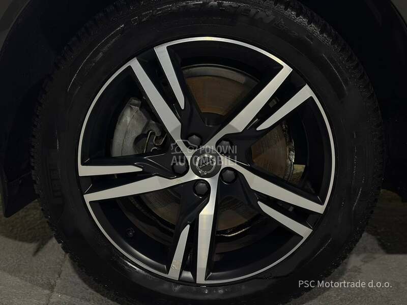 Volvo XC60 R-Design/Pano/ACC