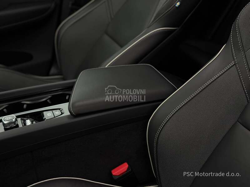 Volvo XC60 R-Design/Pano/ACC