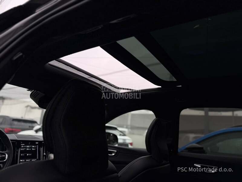 Volvo XC60 R-Design/Pano/ACC