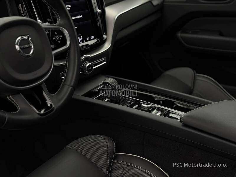 Volvo XC60 R-Design/Pano/ACC