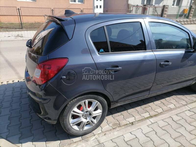 Opel Corsa D 1.4