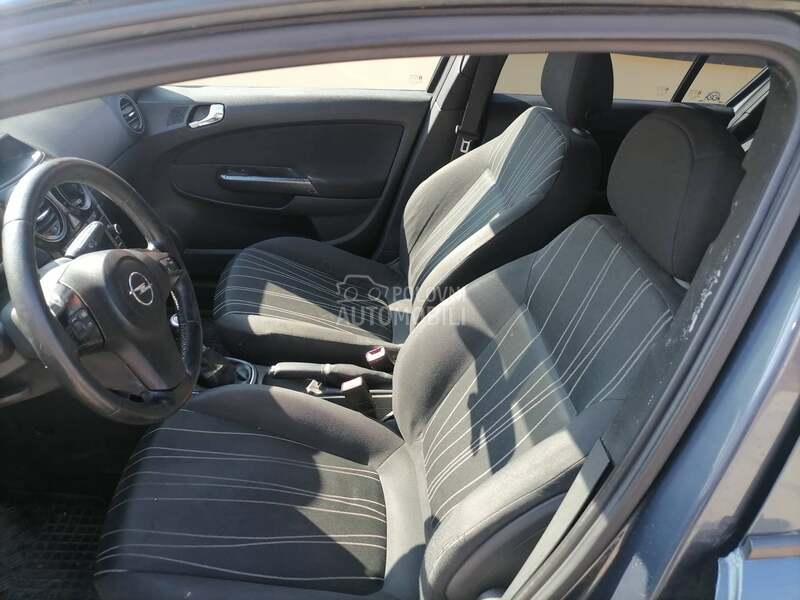 Opel Corsa D 1.4