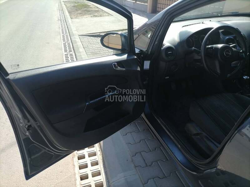 Opel Corsa D 1.4