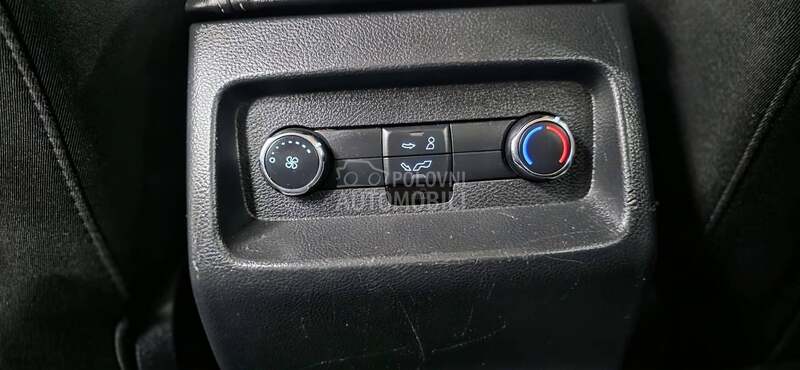 Ford Galaxy Titanium