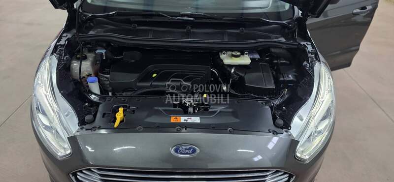 Ford Galaxy Titanium