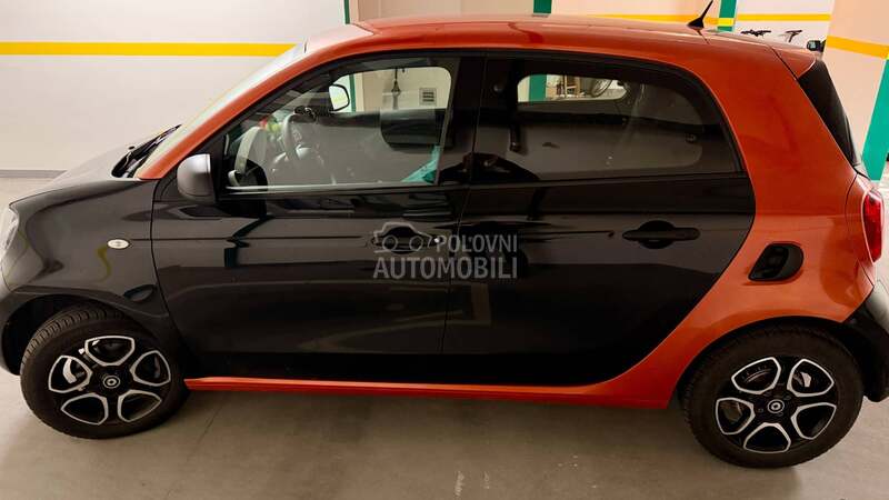 Smart ForFour 