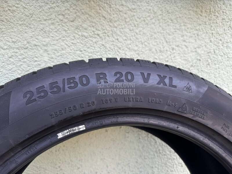 Continental 255/50 R20 Zimska