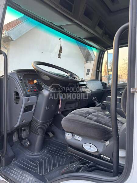 Mercedes Benz Atego818