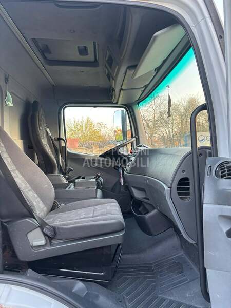 Mercedes Benz Atego818