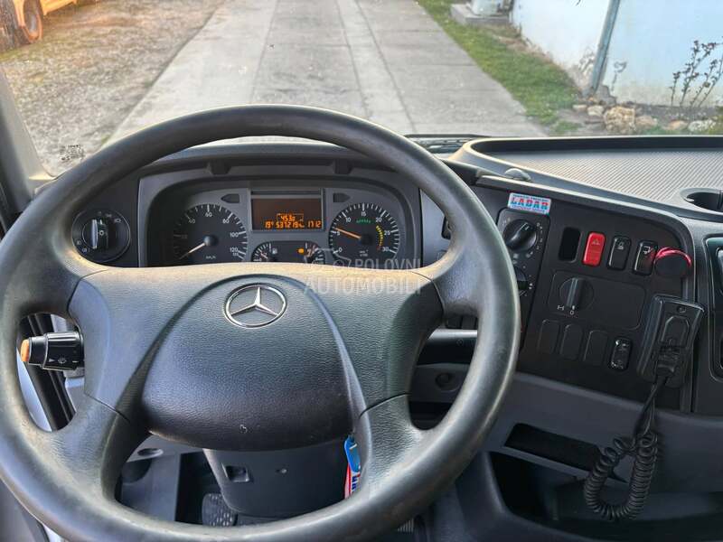 Mercedes Benz Atego818