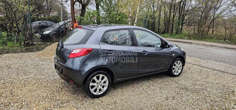 Mazda 2 CH