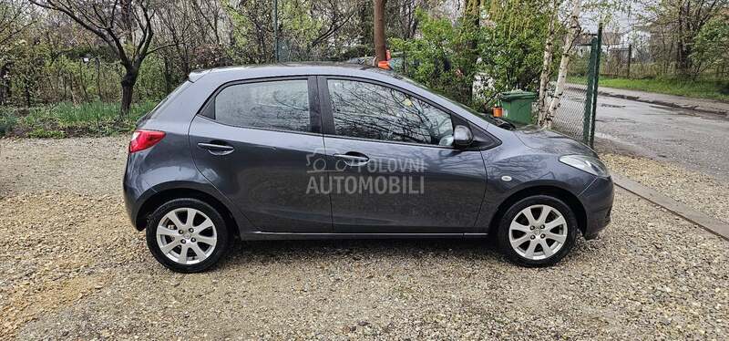 Mazda 2 CH