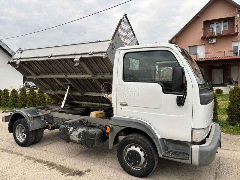Nissan CABSTAR