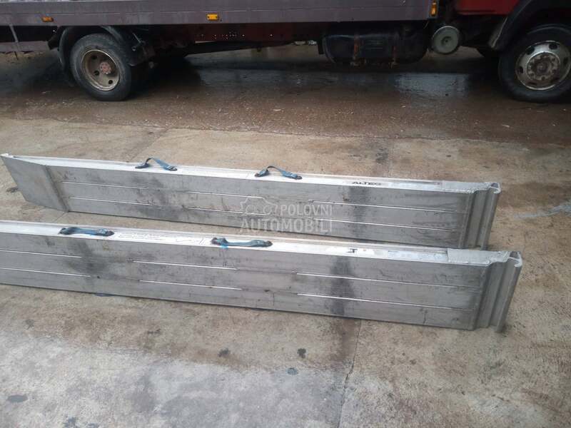 navozi za radne mašine