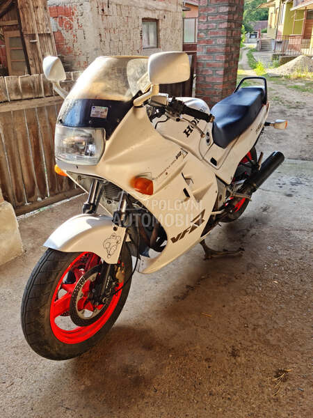 Honda VFR 750
