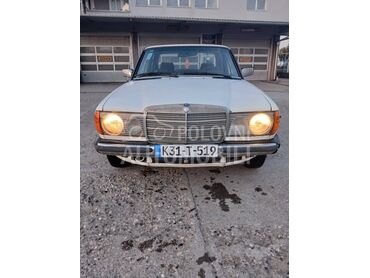 Mercedes Benz W123 