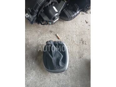 kozica menjaca za Fiat 500L