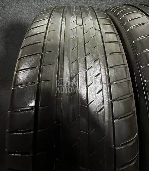 Goodyear 225/45 R19 Letnja
