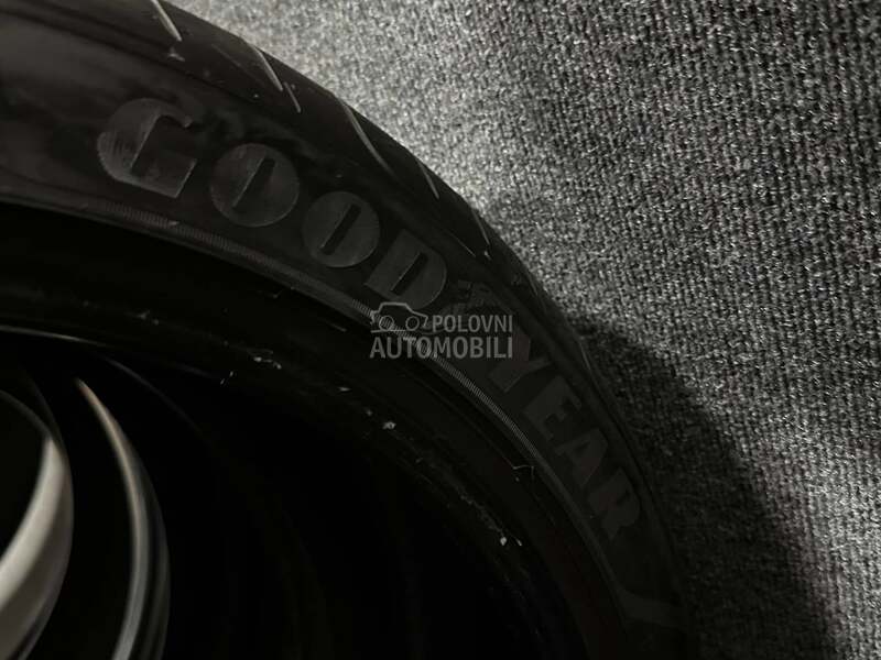 Goodyear 225/45 R19 Letnja