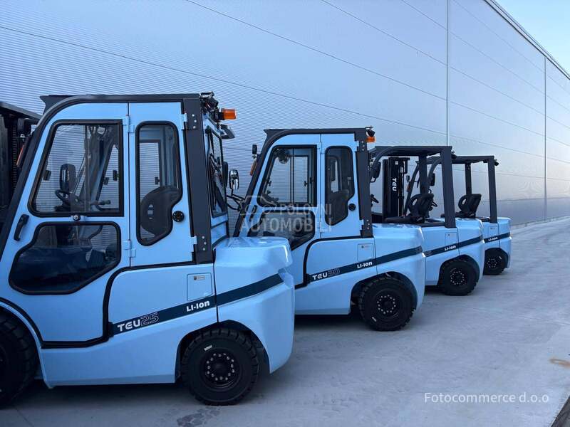 TEU NOVI  LITHIUM viljuskari