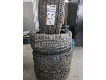 Avon 235/40 R19 Letnja