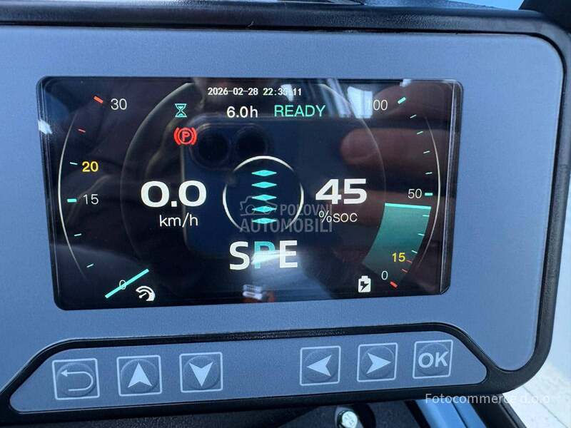 TEU FLB30 Lithium FSV KABINA