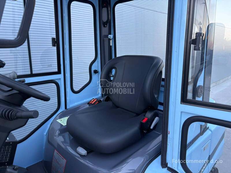 TEU FLB30 Lithium FSV KABINA