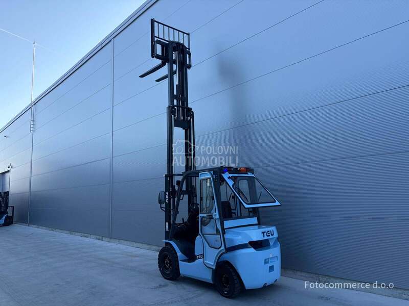 TEU FLB25 Lithium FSV KABINA