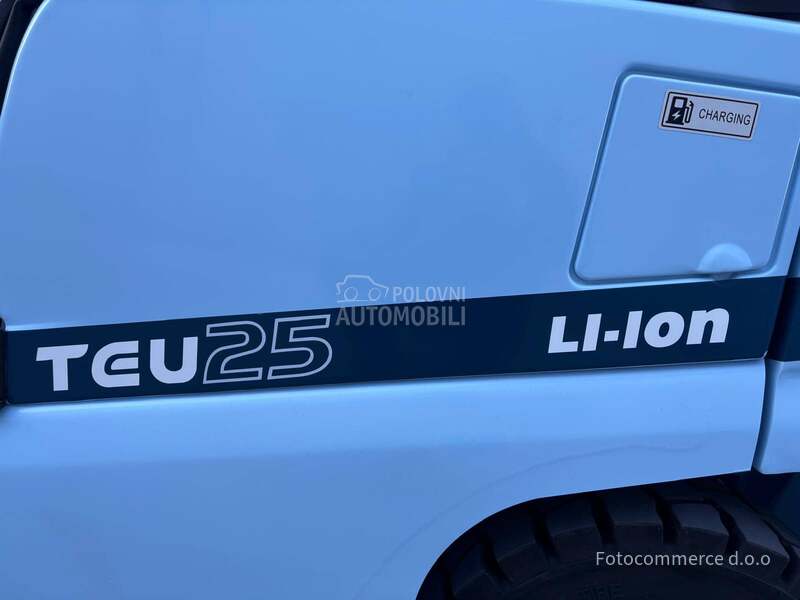 TEU FLB25 Lithium FSV KABINA