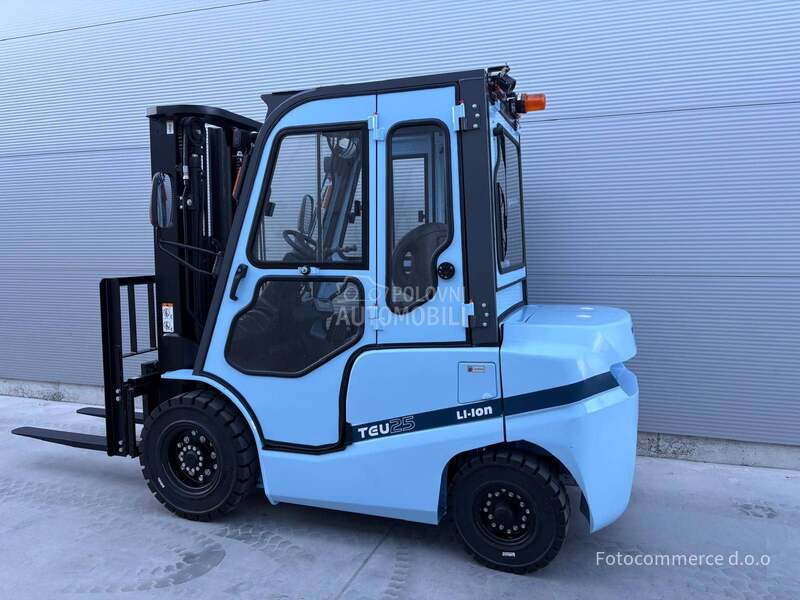 TEU FLB25 Lithium FSV KABINA