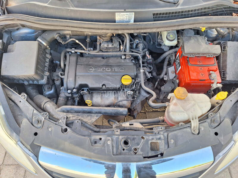 Opel Corsa D 