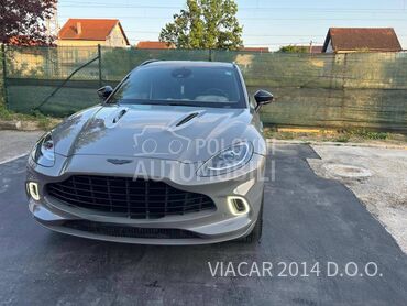 Aston Martin DBX 