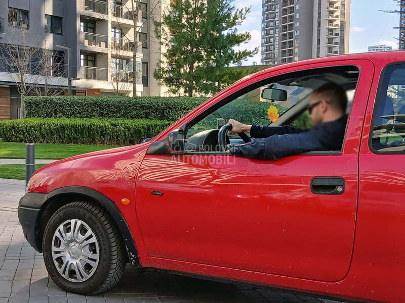 Opel Corsa B 