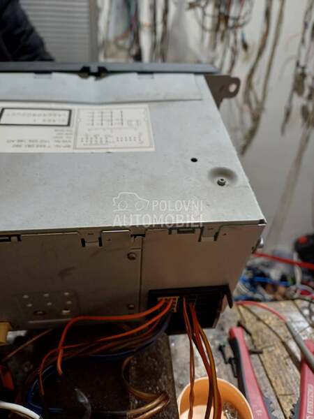 radio cd mp3 ispravan