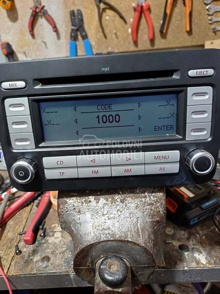 radio cd mp3 ispravan