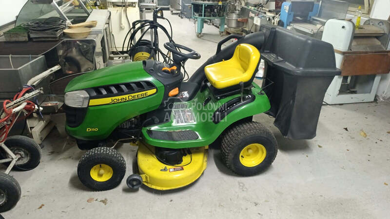 John Deere D140