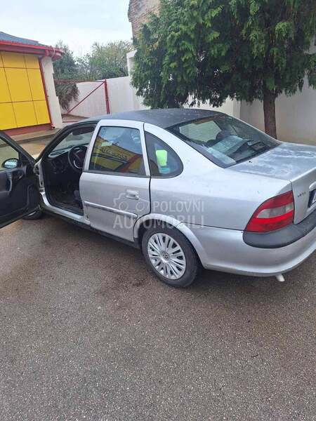 Opel Vectra B 