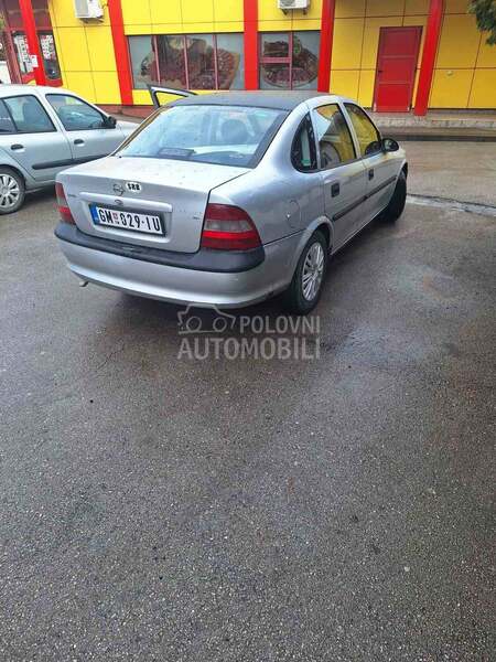 Opel Vectra B 