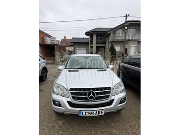 Mercedes Benz ML 320 4 Matic