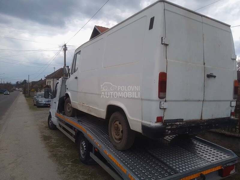 Mercedes Benz sprinter