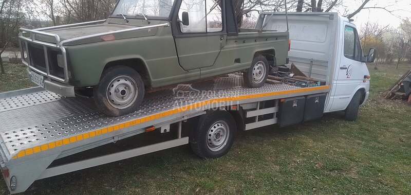 Mercedes Benz sprinter