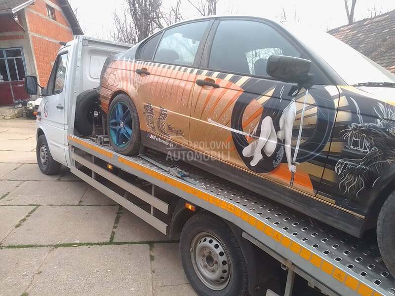 Mercedes Benz sprinter