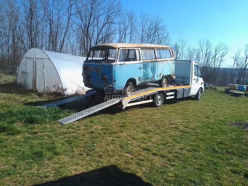 Mercedes Benz sprinter