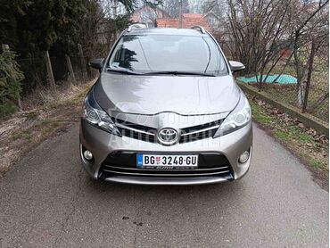 Toyota Verso 