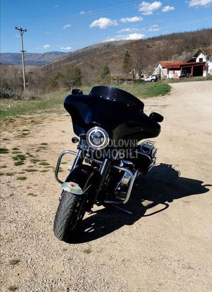 Harley Davidson jubilarna serija tjuniran