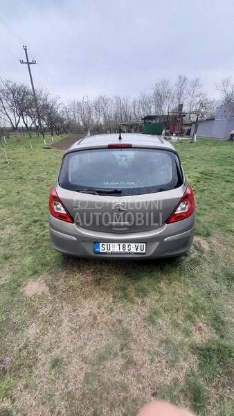 Opel Corsa D 