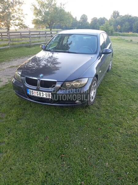 BMW 318 BMW E90