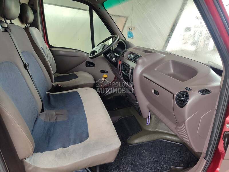 Renault Master 2.2 dci